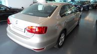 Volkswagen Jetta - 13