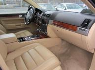Volkswagen Touareg - 8