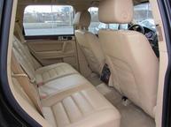 Volkswagen Touareg - 7