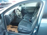 Volkswagen Golf - 8