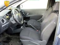 Renault Clio - 8
