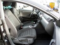 Volkswagen Passat - 10