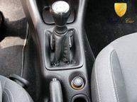 Peugeot 206 - 15
