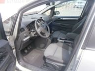 Opel Zafira - 11