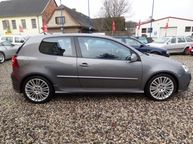 Volkswagen Golf - 2