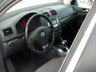 Volkswagen Golf - 8