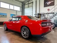 Dodge Challenger - 4
