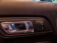 Ford Mustang - 12