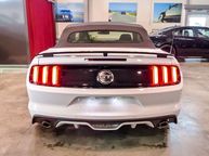 Ford Mustang - 6