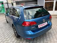 Volkswagen Golf - 8