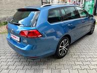 Volkswagen Golf - 6