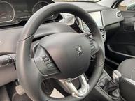Peugeot 208 - 25