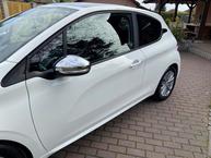 Peugeot 208 - 17