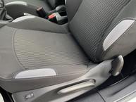Peugeot 208 - 24