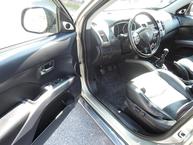 Peugeot 4007 - 8