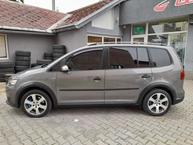 Volkswagen Touran - 3