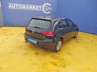 Volkswagen Golf - 6