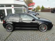 Volkswagen Golf - 6