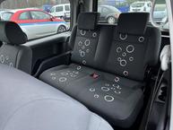 Volkswagen Caddy - 11