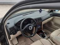 Volkswagen Golf - 10