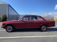 Mercedes-Benz 123 - 4
