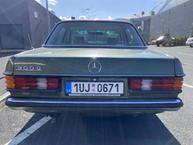 Mercedes-Benz 123 - 6